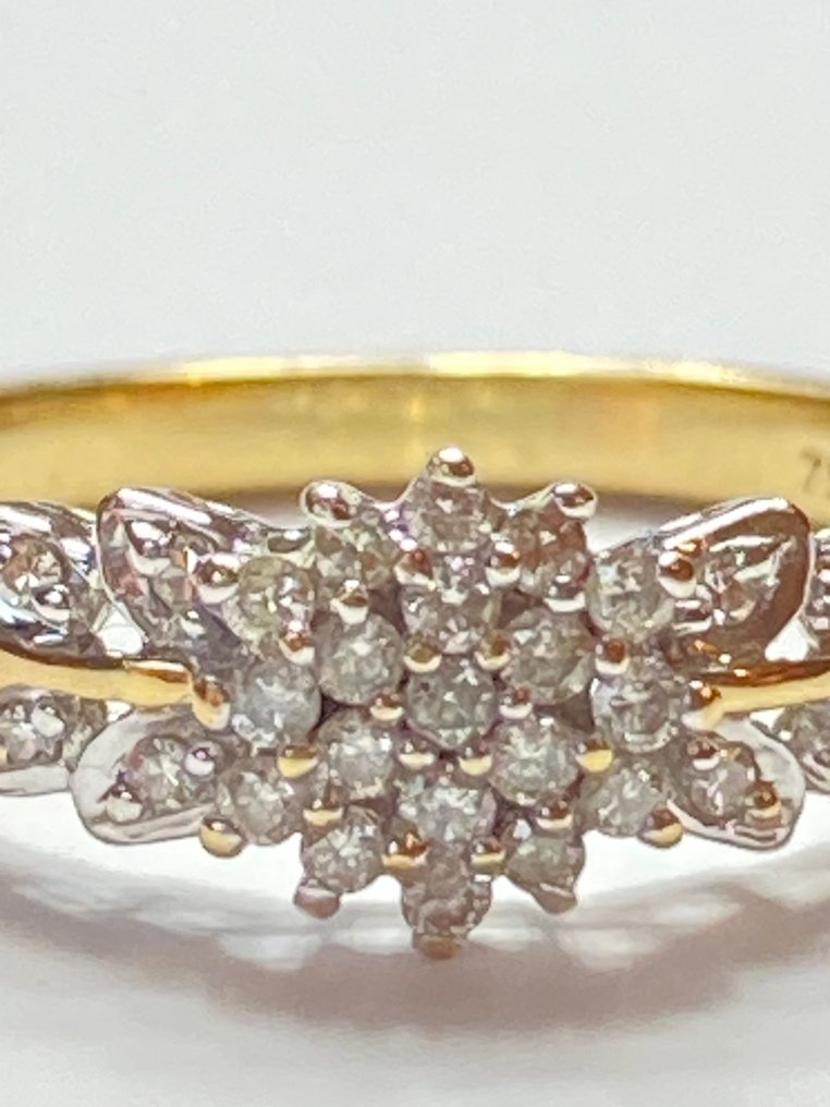 Ei pohjahintaa - Sormus - 18 kt. Keltakulta Timantti (Luonnollinen) #1.0