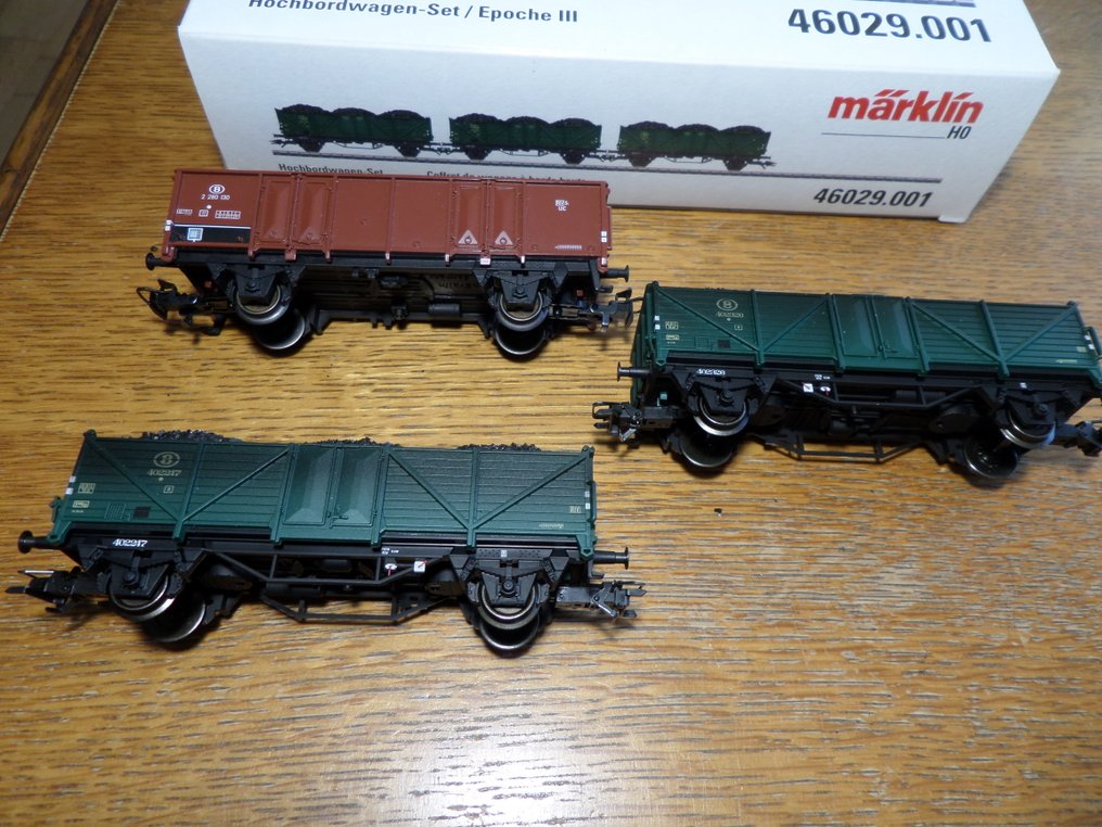 Märklin H0 - 46029.001 - Ensemble de wagons de marchandises pour trains miniatures (1) - Coffret de wagons à bords hauts - NMBS #1.0