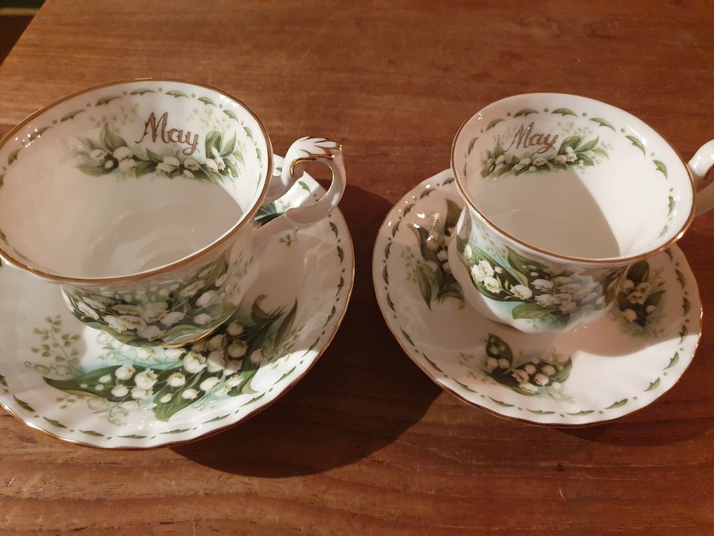 Royal Albert - Tazza e piattino (9) - Flower of the Month en andere - Osso, Porcellana, Porcellana fine di ossa - Tu e le tazze di caffè #4.3