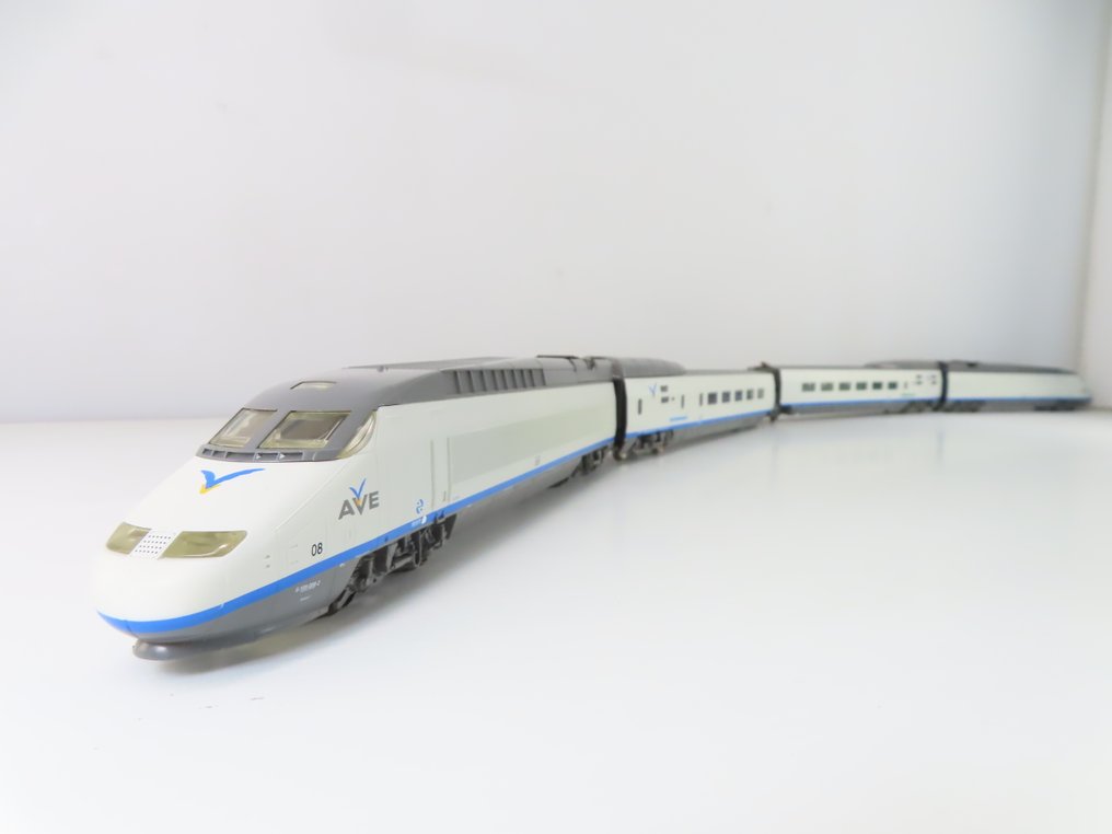 Mehano H0 - T684 - Train unit (1) - 4-piece high-speed train AVE - RENFE #1.0
