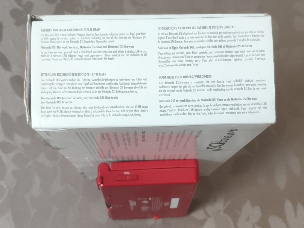 Nintendo - DSi - Collector pack Nintendo DSi Red with games and bag - Console per videogiochi + giochi - Nella scatola originale #4.3