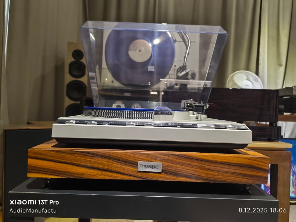 Audiomanufactura /Thorens - 音訊架 - 铝、墙、朋友、木材、领导 #1.0