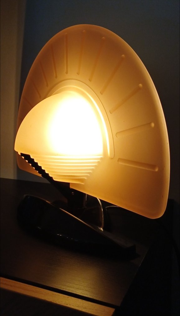 LADUE - V. Missanelli - Table lamp - Vanita - Metal, opalin #3.2