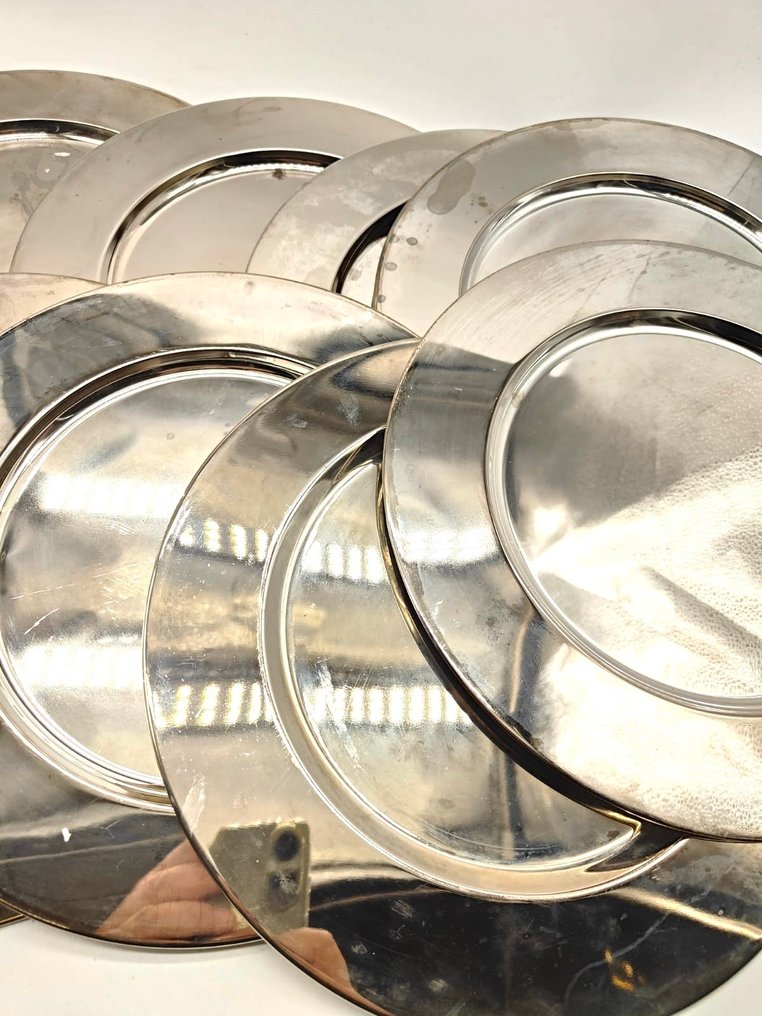 Πλάκα φορτιστή (8) - Σετ υποστρώματα τραπεζιού για 8 άτομα, ασημί μεταλλικό - επικαλυμμένο. #2.1