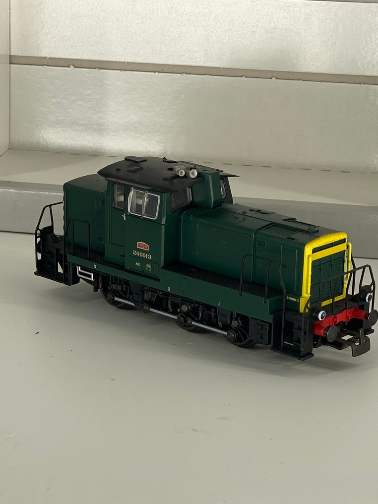 Märklin H0 - 37653 - Diesel locomotive (1) - Series 260 - NMBS #1.0