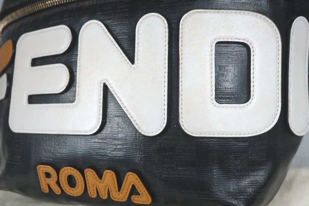 Fendi - X Fila Bumbag Waist & Crossbody bag - Borsa a tracolla #1.0