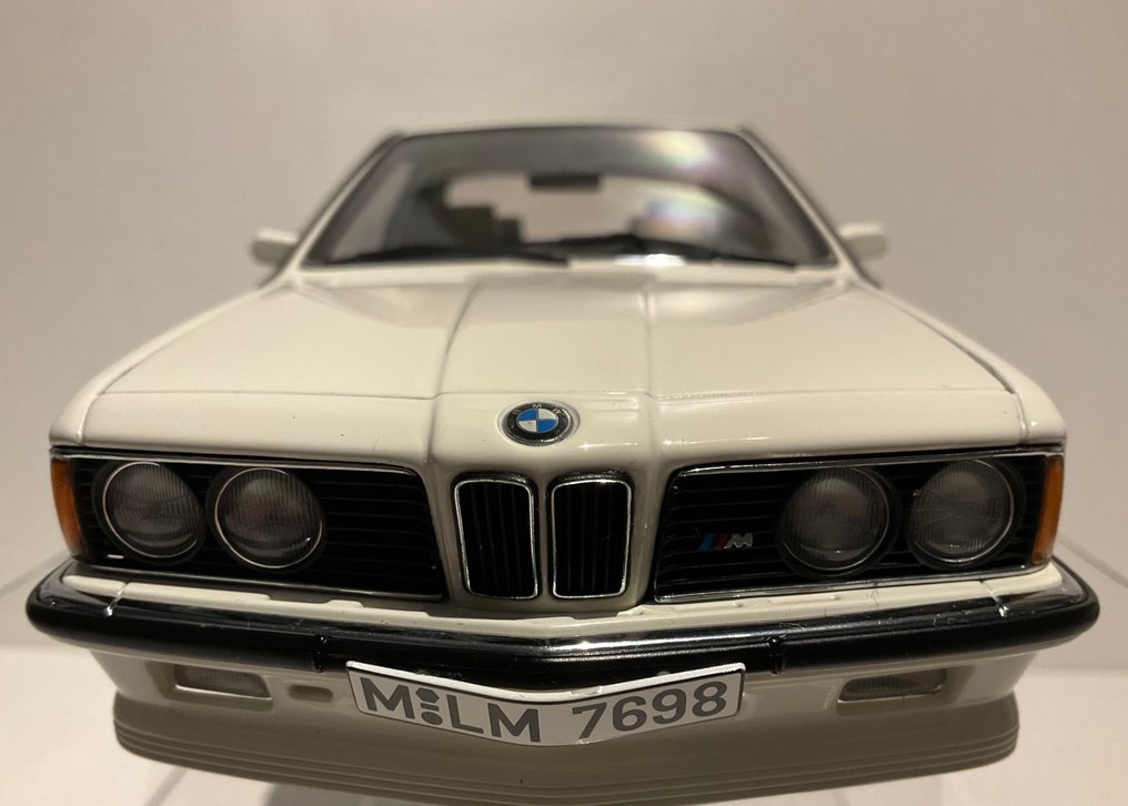 Autoart 1:18 - Αυτοκίνητο μοντελισμού - BMW M635 C Si White - Έκδοση Αντιπροσώπου #1.0