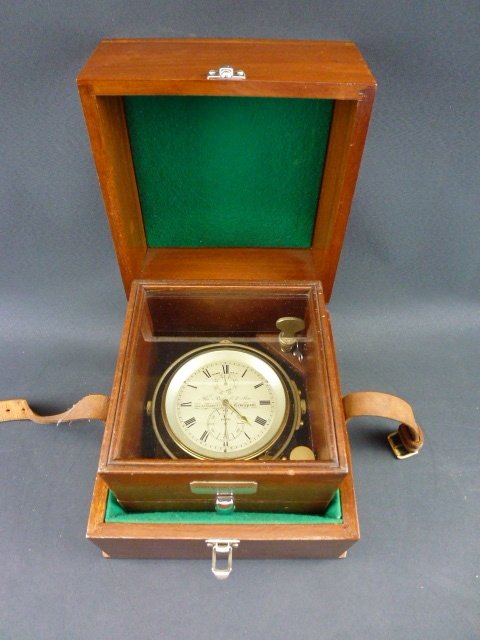 Ρολόι - Thomas Russel & Sons Ltd. 30 & 32 Slaterstreet Liverpool. - Ξύλο, Ορείχαλκος - 1910-1920 - ναυτικό χρονομετρικό με εξωτερικό κουτί. #1.0