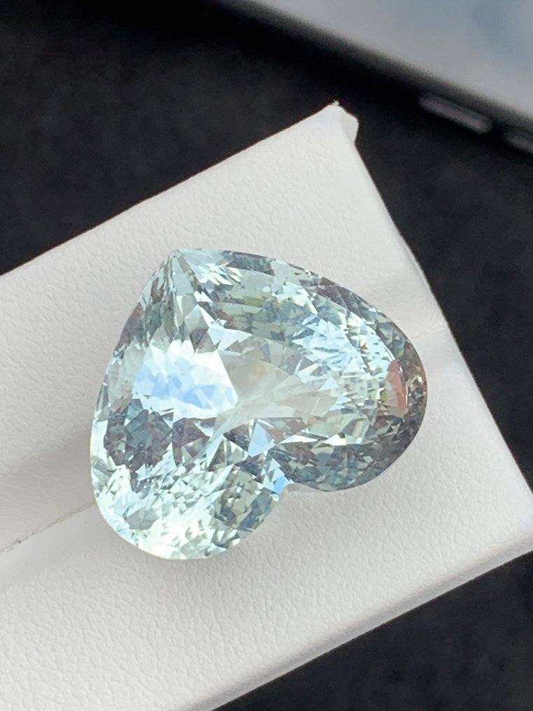 χωρίς τιμή ασφαλείας - 1 pcs  Μπλε Ακουαμαρίνης  - 40.60 ct - Διεθνής Ένωση Έγχρωμων Πολύτιμων Λίθων (ICA GemLab) #4.3