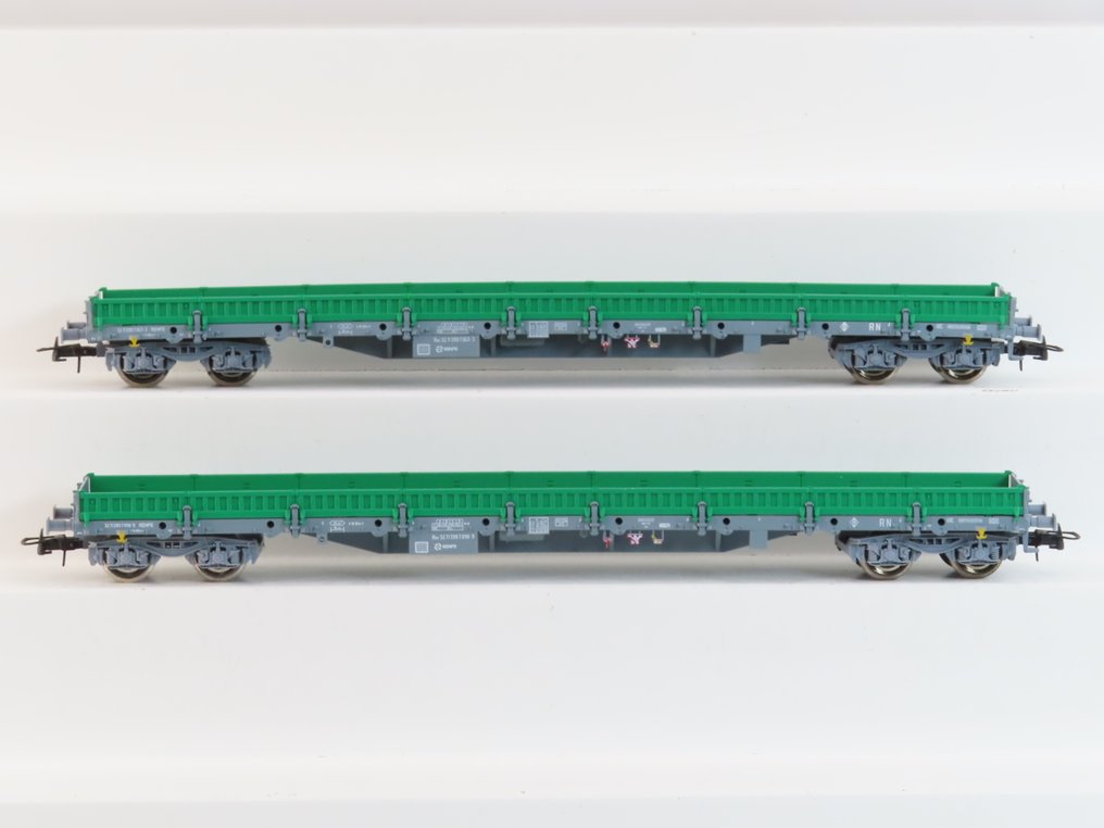 Roco H0 - 67081 - Set di vagoni merci di modellini di treni (1) - Set da 2 pezzi di carrelli Rongen a 4 assi di tipo Res - RENFE #1.0
