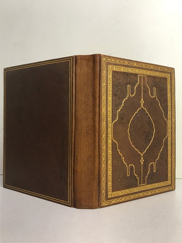 Françoise Legey / Maréchal Lyautey - Essai de Folklore marocain [Reliure à décor oriental] - 1926 #4.3