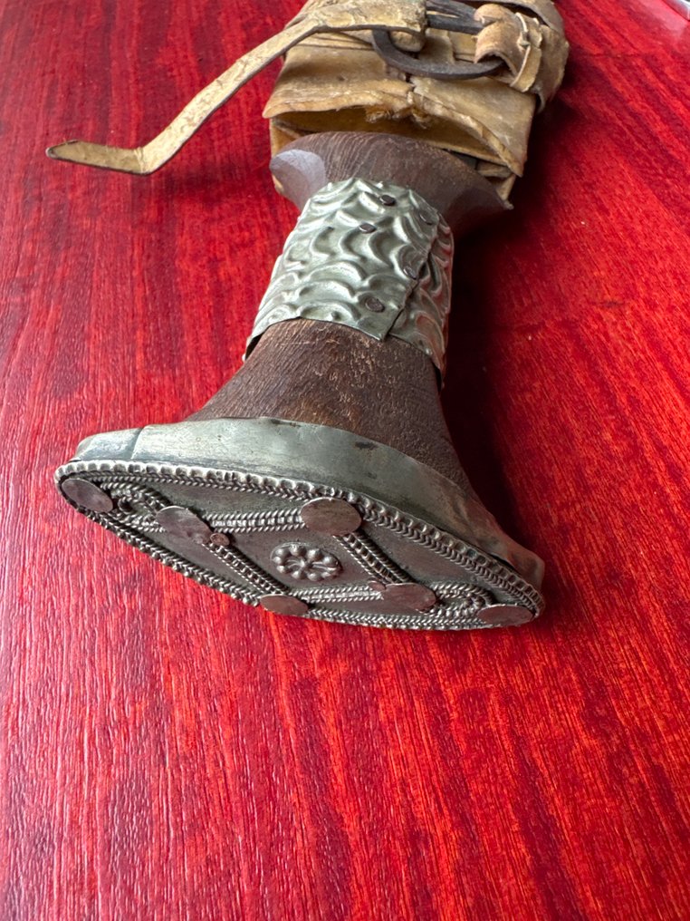 Knivslida - Jemen #1.0