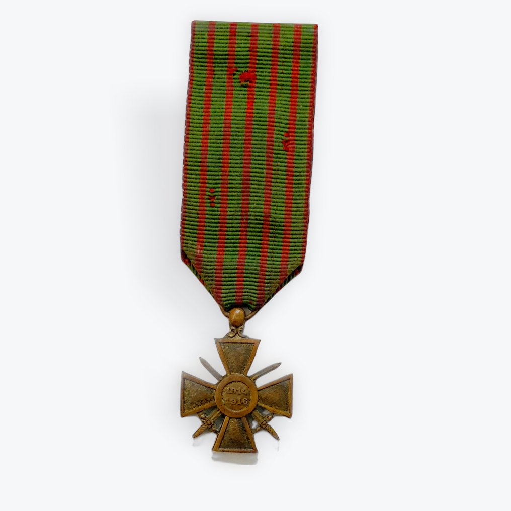 France - Military medal - Miniature of a Croix de Guerre with palm and citations. #2.1