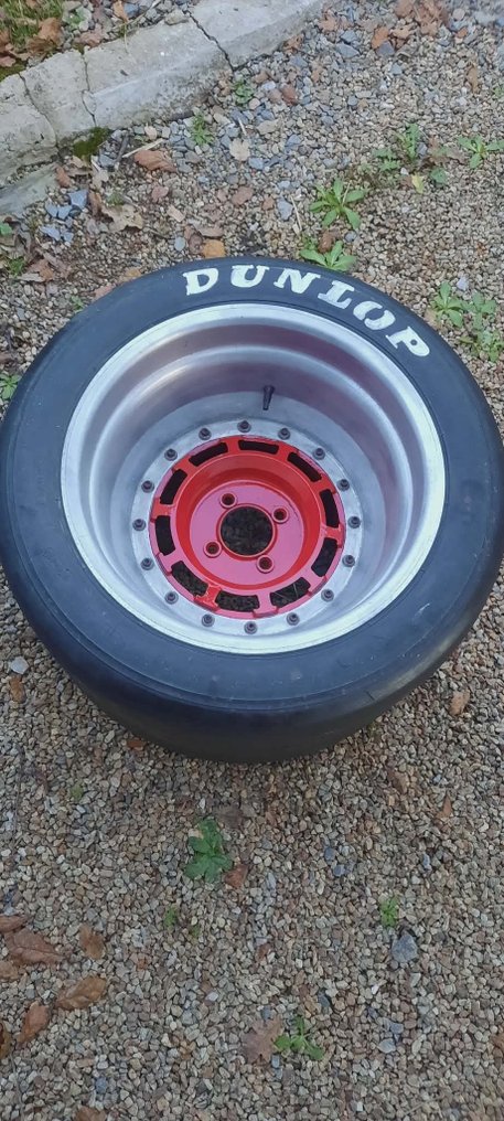 roue de formule gotti dunlop - gotti - roue formule - 1980 #1.0