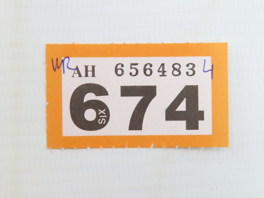 LGB G - 4040 - Model wagonu towarowego (1) - Wagon z dwoma komorami z nadrukiem „ESSO” - DB #2.1