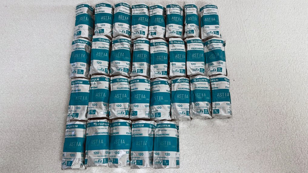 Fujichrome 29x rolfilm Astia 100F professional 120 expired | Αχρησιμοποίητο φιλμ #1.0
