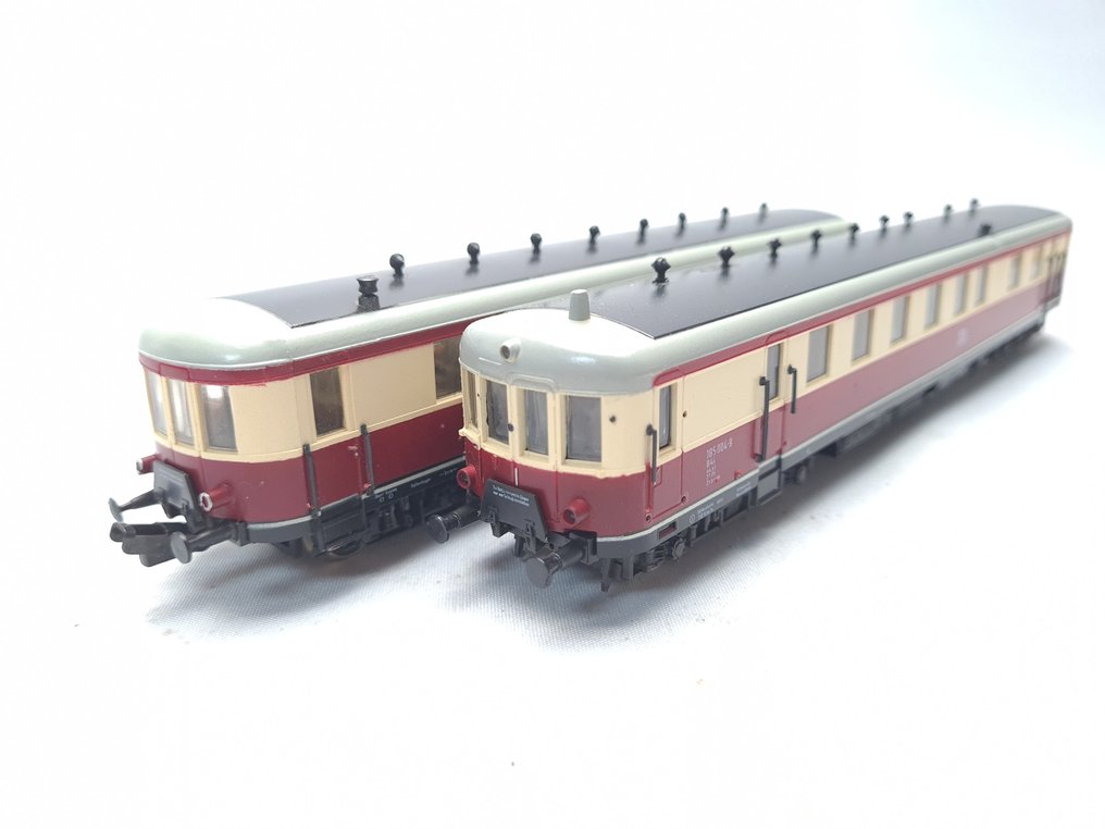 Piko H0 - 火車單元 (1) - 两节式柴油机车 VT 185 和 VT 195 - DB #1.0