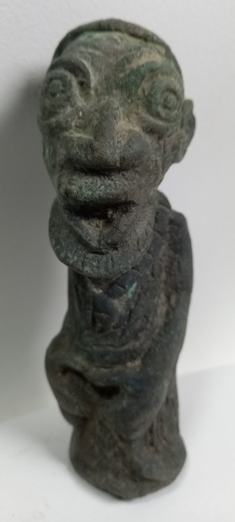 image âgée d'environ 25 ans (425 g, 13x3 cm) - Nigeria  (Sans prix de réserve) #2.1