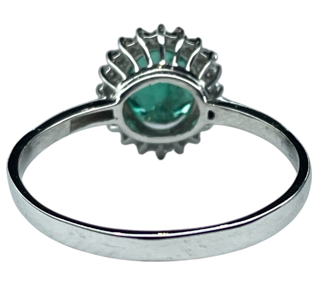 Ei pohjahintaa - Sormus - 18 kt. Valkokulta Smaragdi - Timantti - VARAUKSETTA #3.2