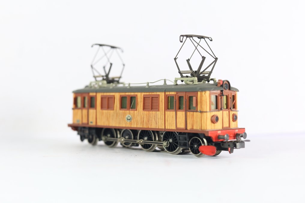 Märklin H0 - 3670 - Locomotora eléctrica (1) - type D109 - SJ #1.0
