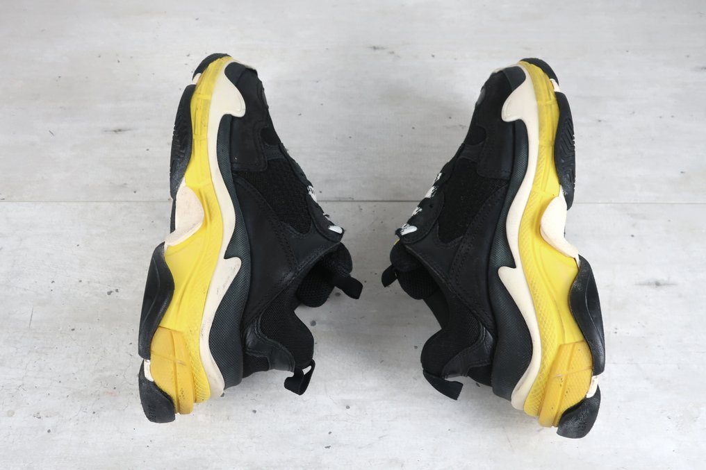 Balenciaga - Tripple S - Sneakers - Size: EU 37 #4.3