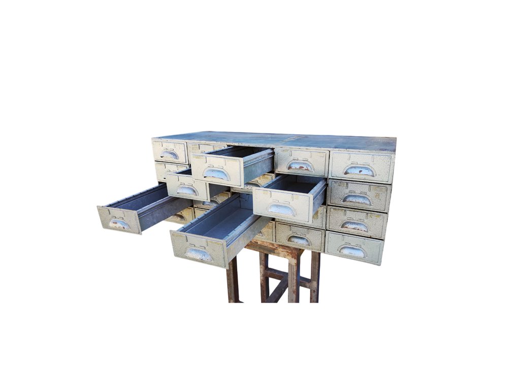 Chest of drawers - Iron, Metal - Mobile Workshop Archive #1.0