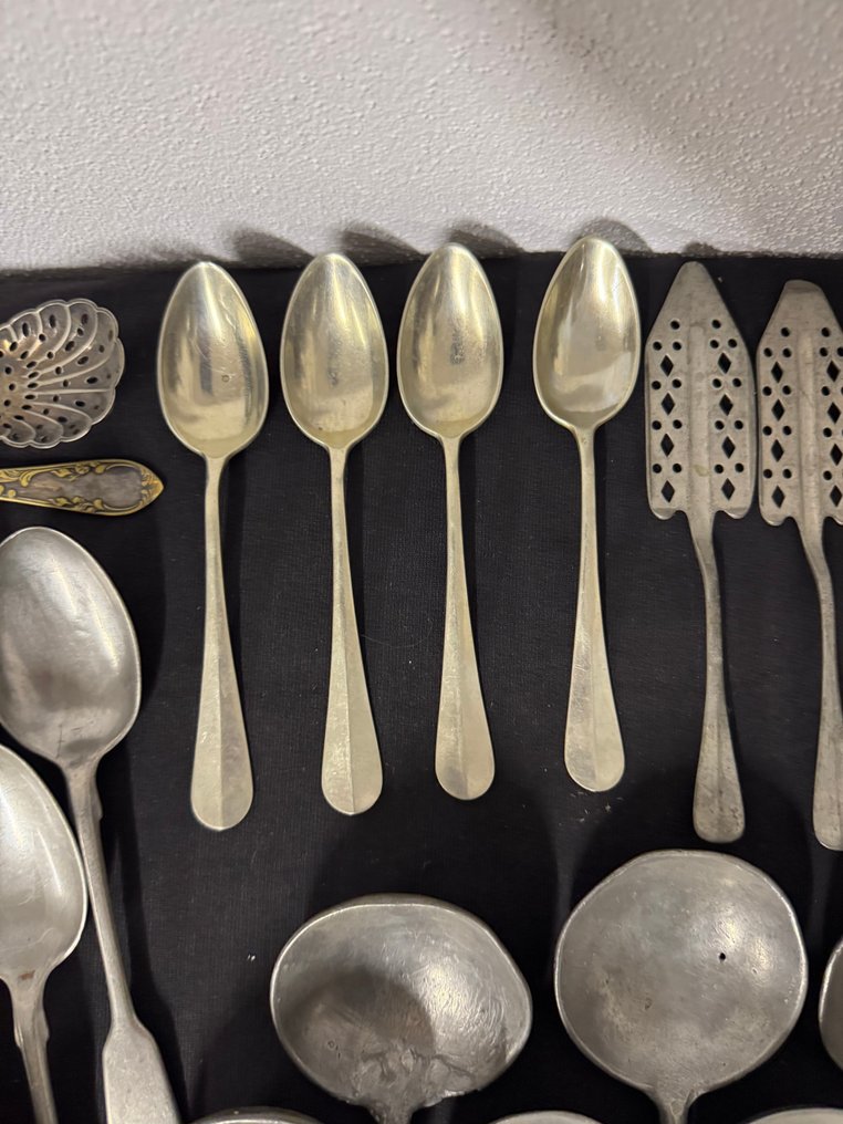 Skje (28) - Tinn, Forsølvet, Alpacca, Albaloid - Antikk sett med bestikk #2.1