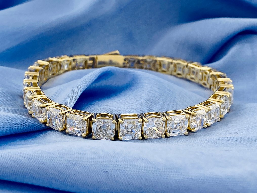 Bracelet - 14 kt. Yellow gold -  30.61ct. tw. Diamond (Lab-grown) #3.2