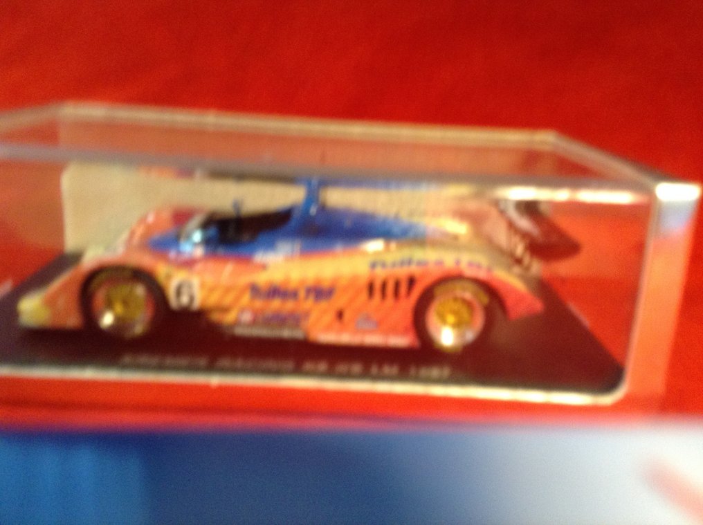 Spark 1:43 - Voiture de course miniature - ref. #S0324 Kremer Porsche K8 Sport LMP875 "Tuiles TBF" 24h Le Mans 1997 #6 - Qualité excellente - édition limitée - difficile à trouver aujourd'hui - livrée de course #2.1
