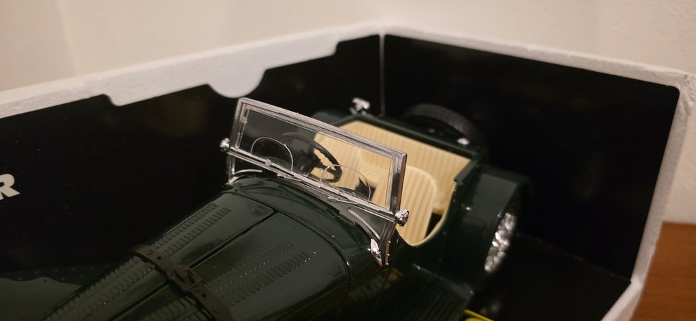 Bburago 1:18 - Modellauto - Jaguar SS 100 (1937) #3.2