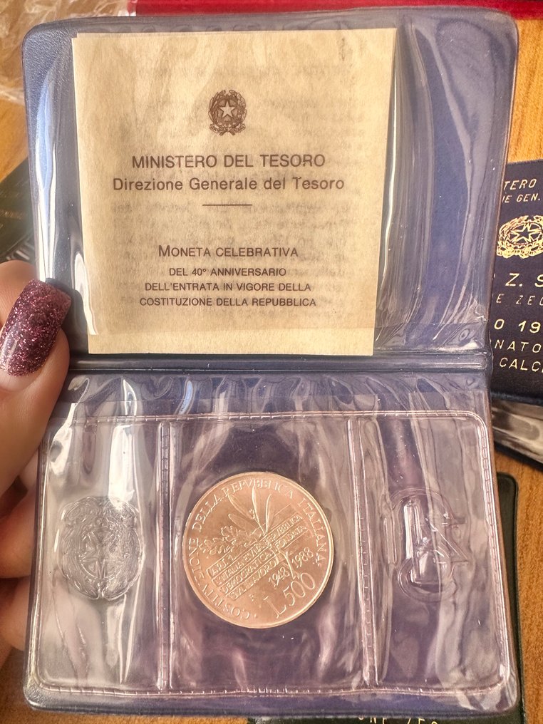 Olaszország, Köztársaság 500 Lire Commemorative anni vari (5 monete) (Nincs minimálár) #4.3