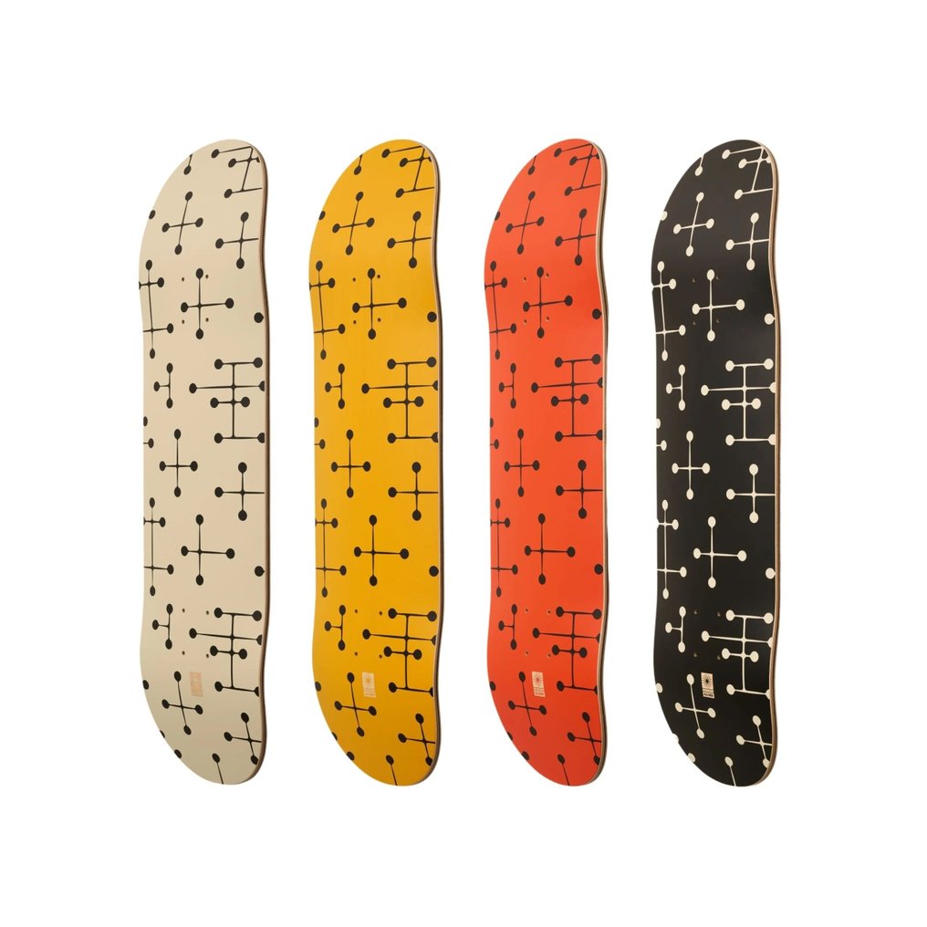 Globe Skateboards - Charles & Ray Eames - Veistos, Eames Office x Globe: Dot Pattern Skateboard Deck - DIRECT FROM THE EAMES OFFICE - 20.9 cm - Pähkinä, Vaahtera - 2023 #1.0