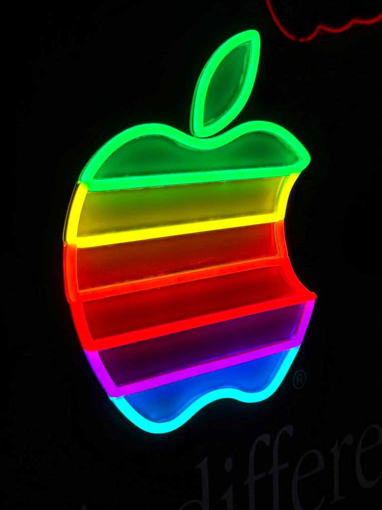 Apple XXL - Neonkyltti - Plexiglass #4.3