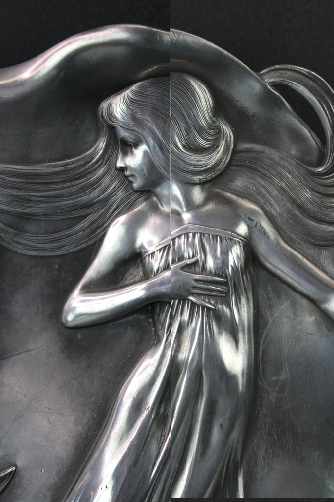 Svuotatasche - WMF / Geislingen - Vassoio per carte in argento placcato Art Nouveau con motivo floreale di donna e fanciulla. - Germania #1.0