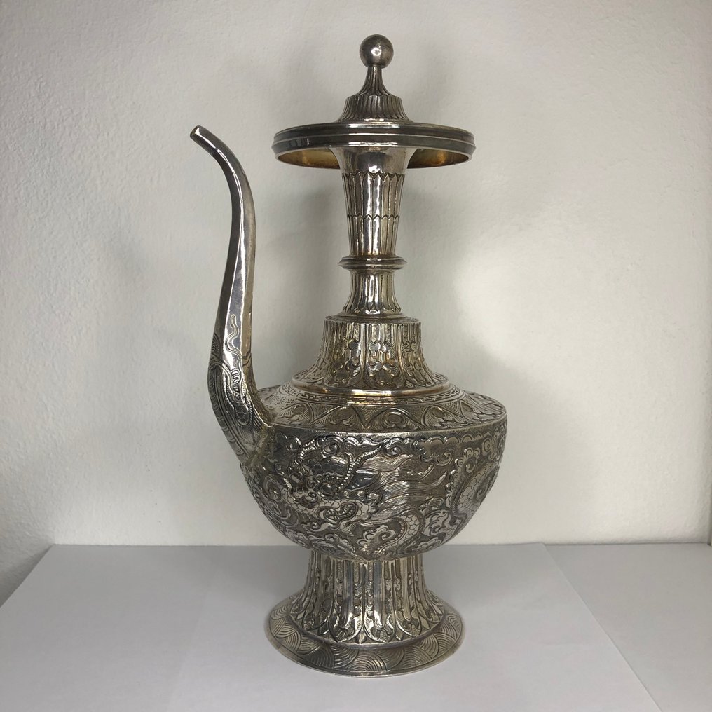 Καράου δοχείο νερού. - Ασημί - Νεπάλ - 20th century #1.0