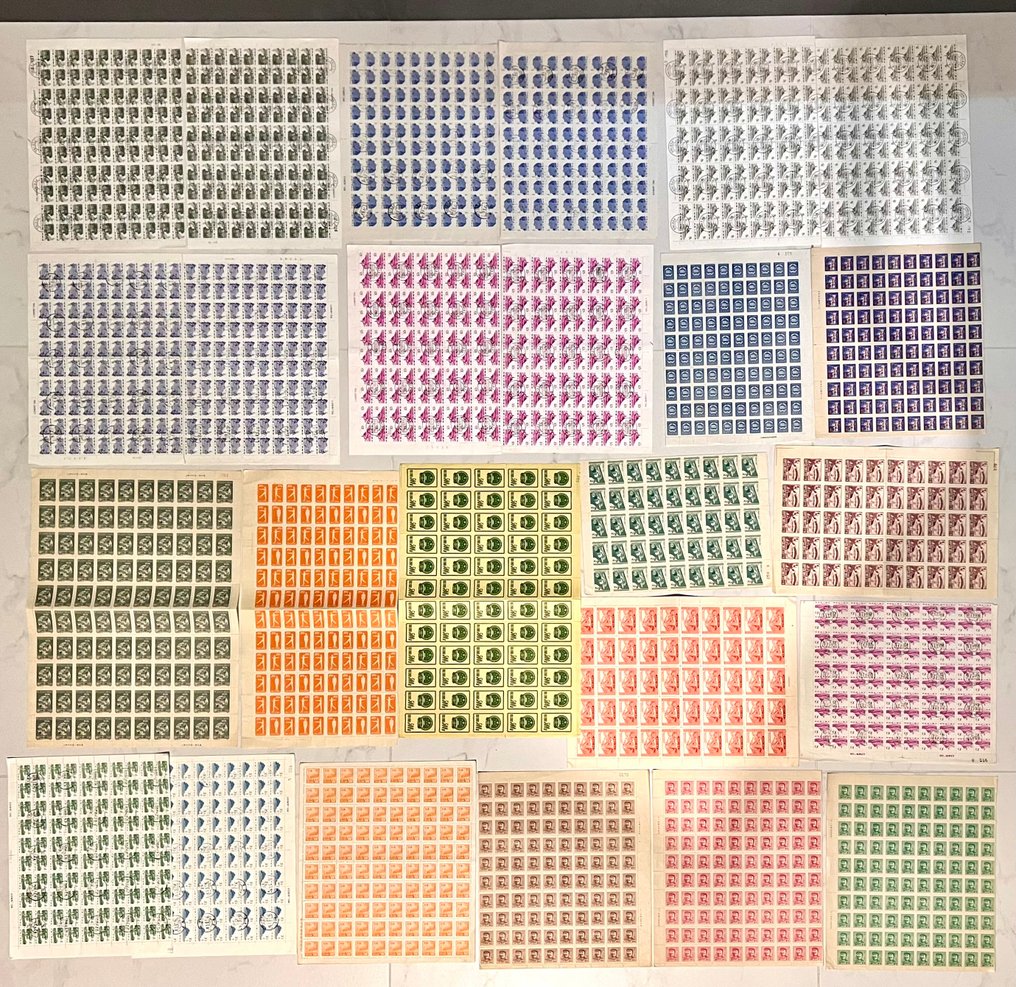 China 1950/1962 - 25 de coli de timbre poștale în total. #1.0