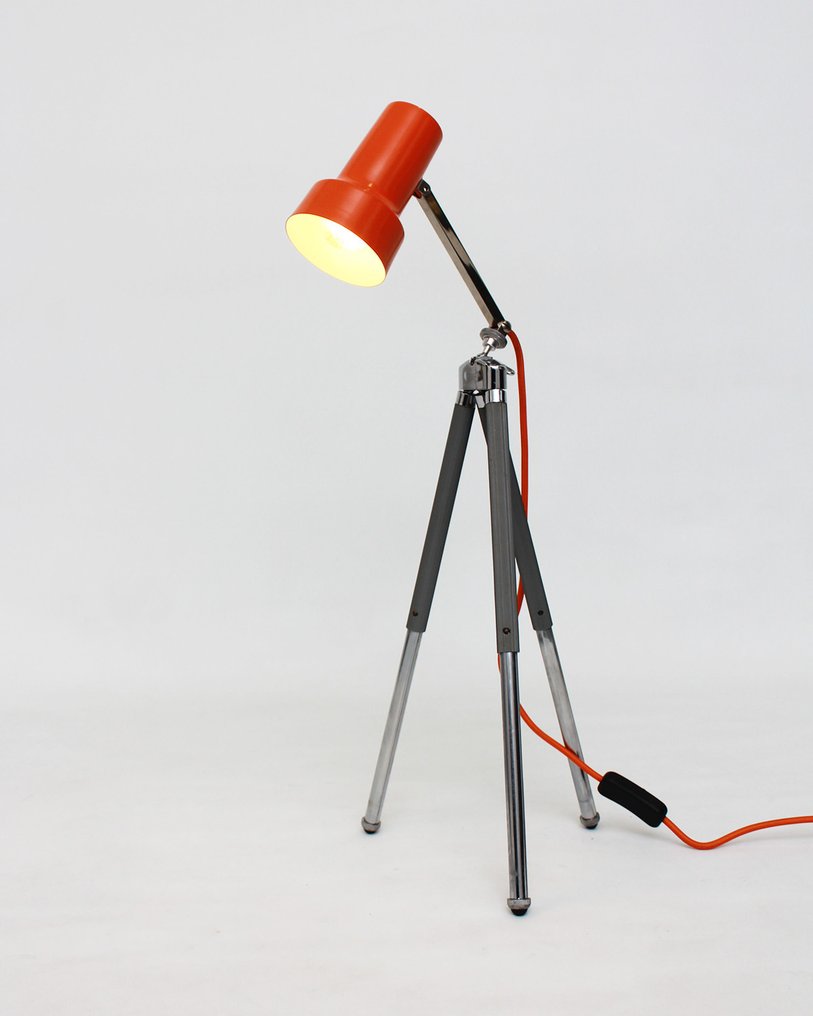 21neun - 21neun - Gulvlampe på trefod - Krom, Stål - Justérbar tripoddlampe #3.2