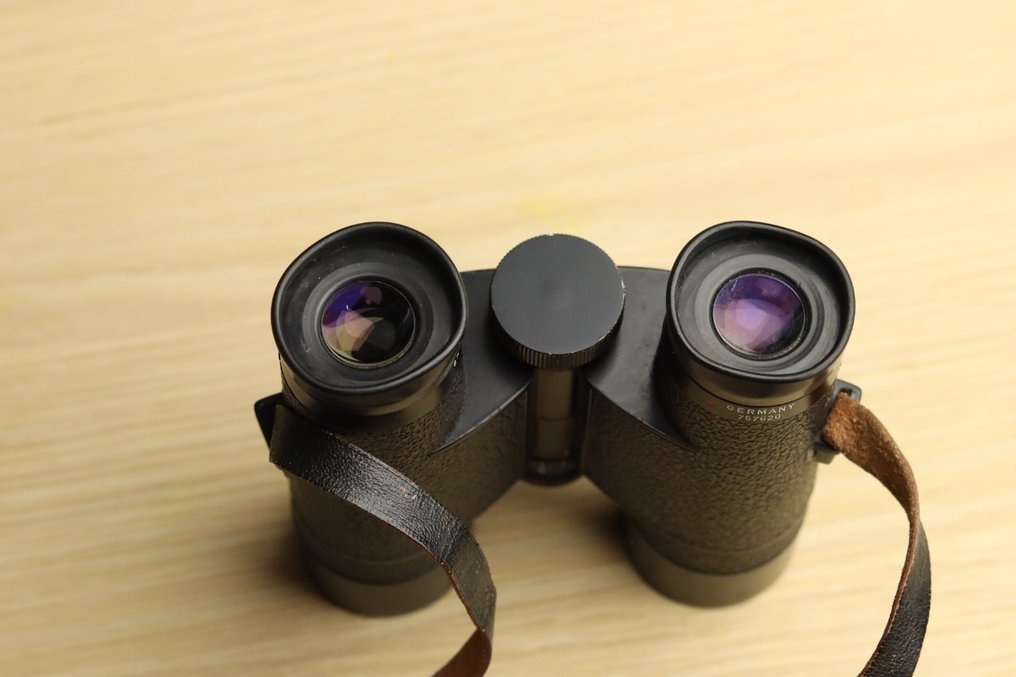 Binoculars - Trinovid 8x32 - 2010-2020 - Germany - Leica #3.2