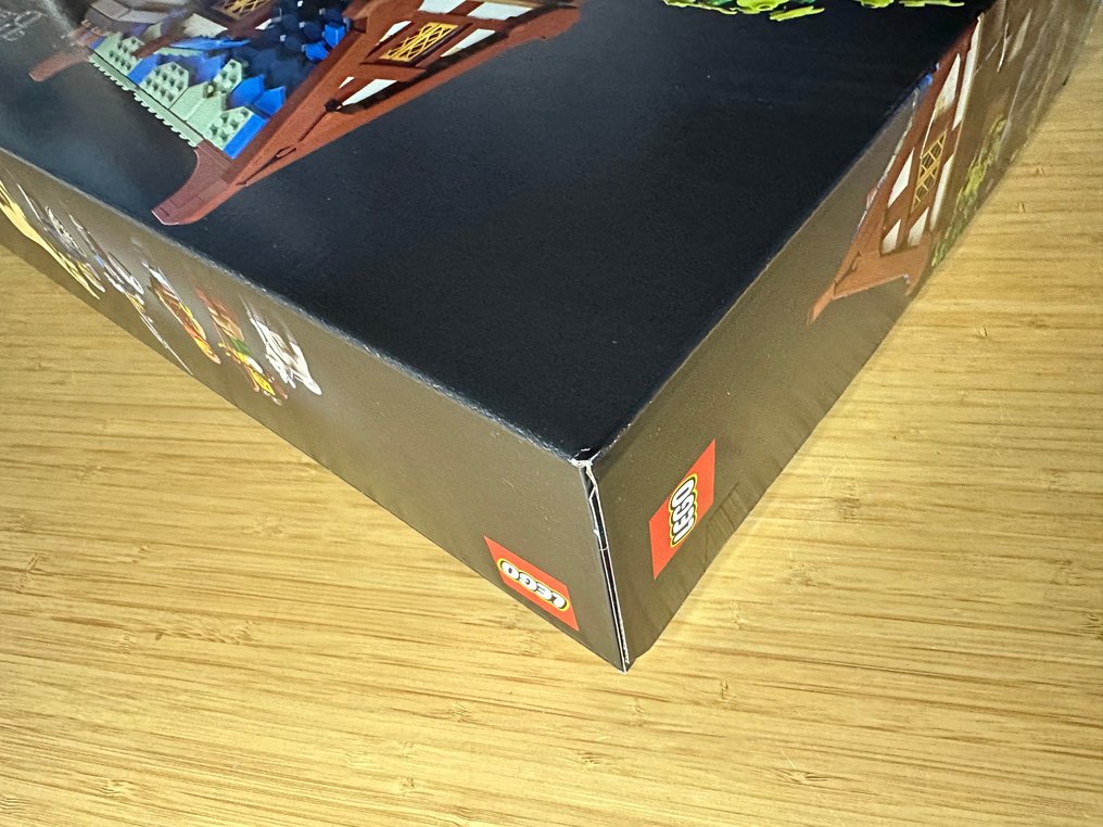 Lego - Ideas - 21325 - Medieval Blacksmith #1.0