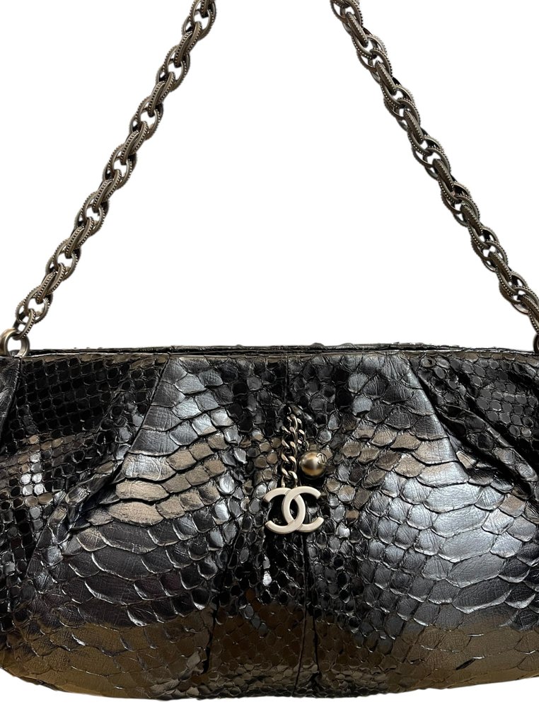 Chanel - Bag #2.1