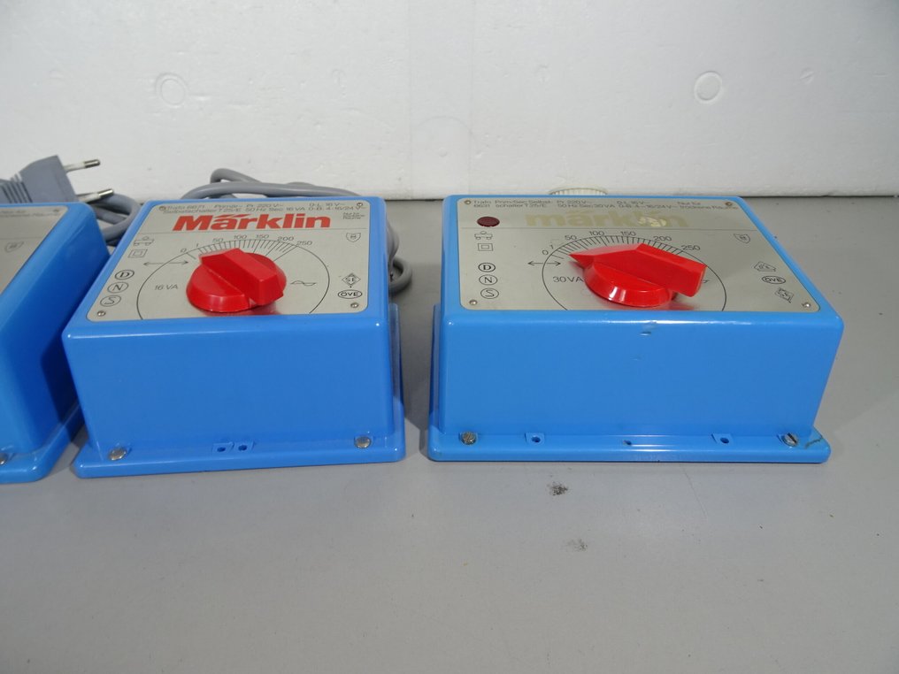 Märklin H0 - 6631/6671 - Vasútmodellek (3) - Három transzformátor #4.3