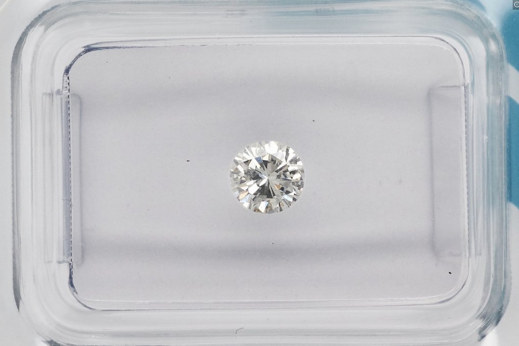 Fără preț de rezervă - 1 pcs Diamant (Natural) - 0.32 ct - Rotund - J - SI2 - IGI (Institutul gemologic internațional) #1.0