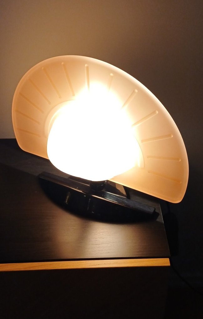 LADUE - V. Missanelli - Table lamp - Vanita - Metal, opalin #1.0