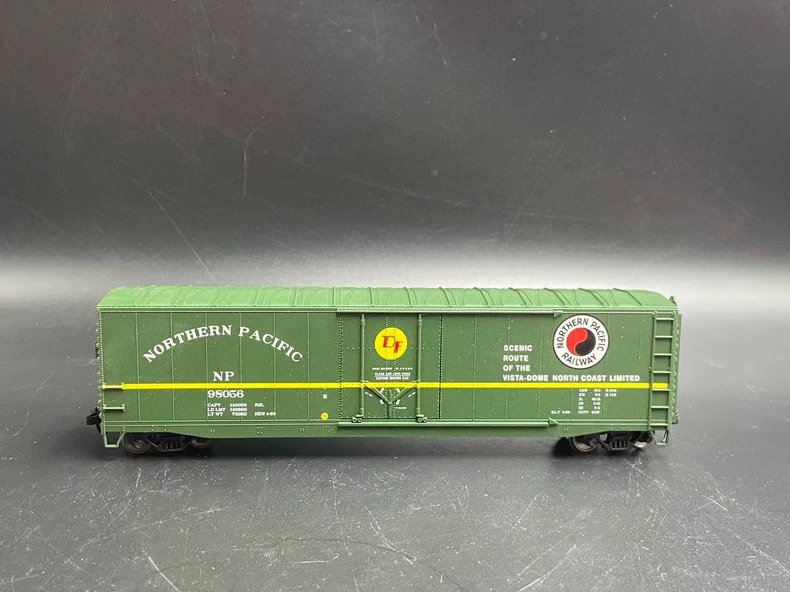 Rivarossi H0 - Modellbahn (1) - Northern Pacific #1.0