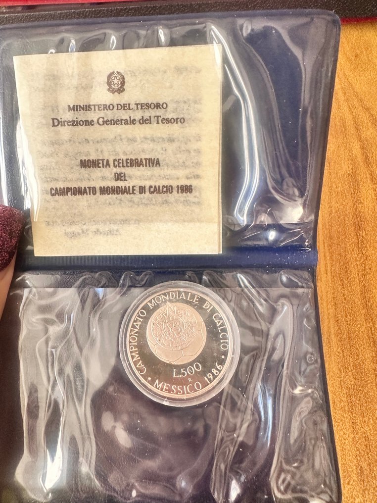 Olaszország, Köztársaság 500 Lire Commemorative anni vari (5 monete) (Nincs minimálár) #3.2