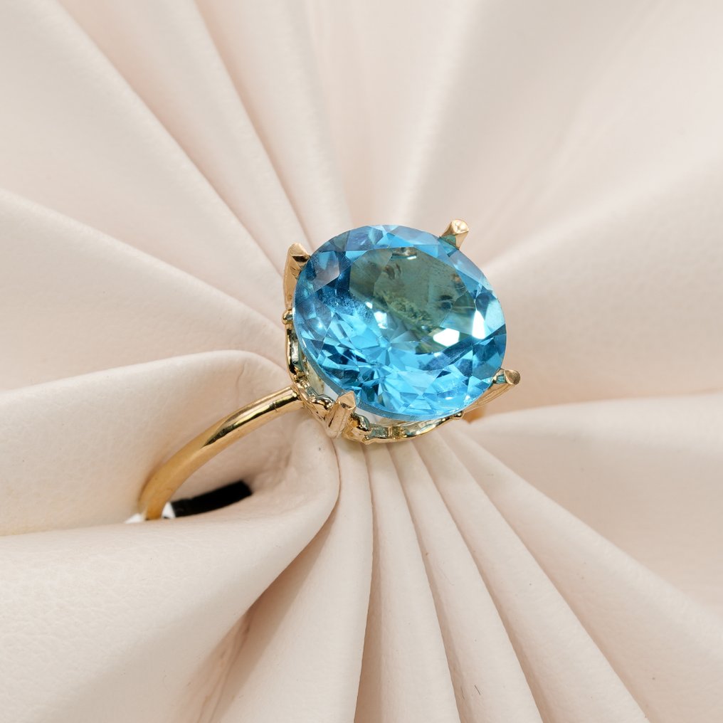 Nincs minimálár - G&J - Koktél gyűrű - Azure Crown - 14 kt. Sárga arany - 6.25ct. tw. Topáz - Svájci kék topáz #4.3