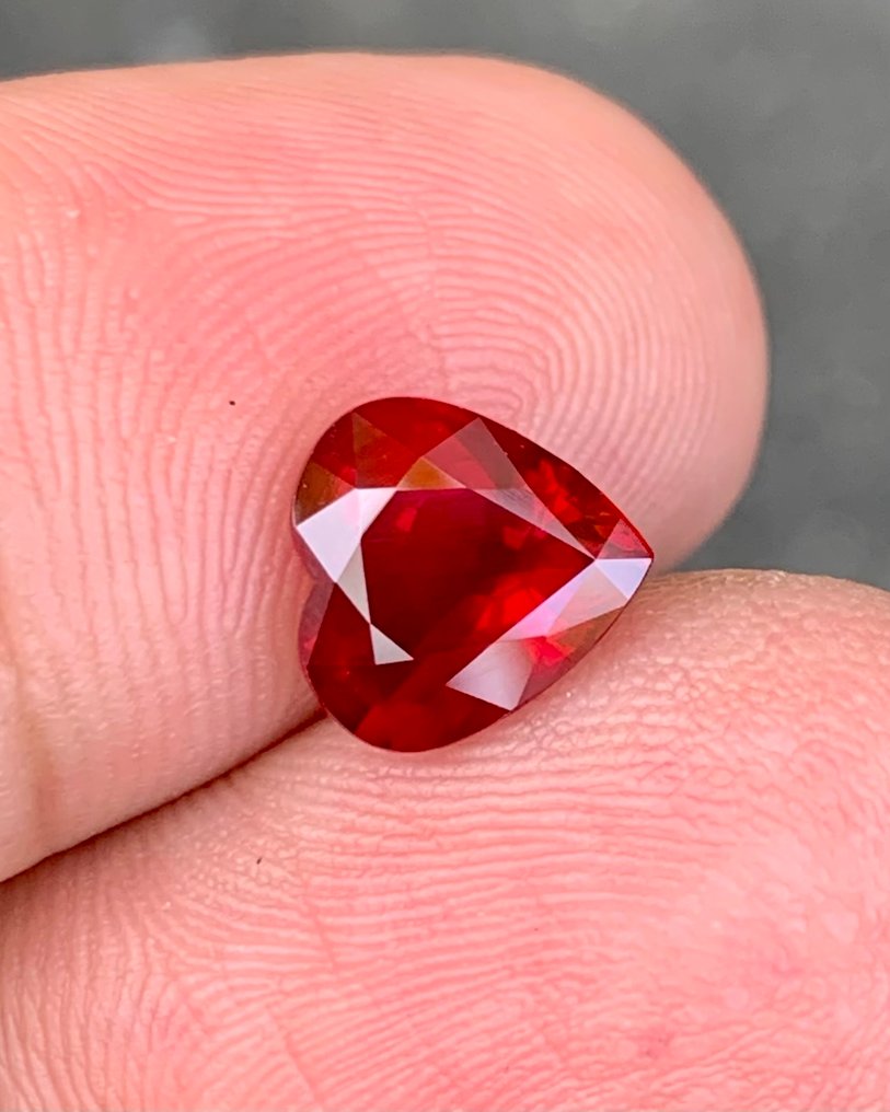 1 pcs  Κόκκινο Ρουμπίνι  - 3.07 ct - Gem research Swiss Lab (GRS) - Ζωνηκό κόκκινο φυσικό ρουμπί #2.1