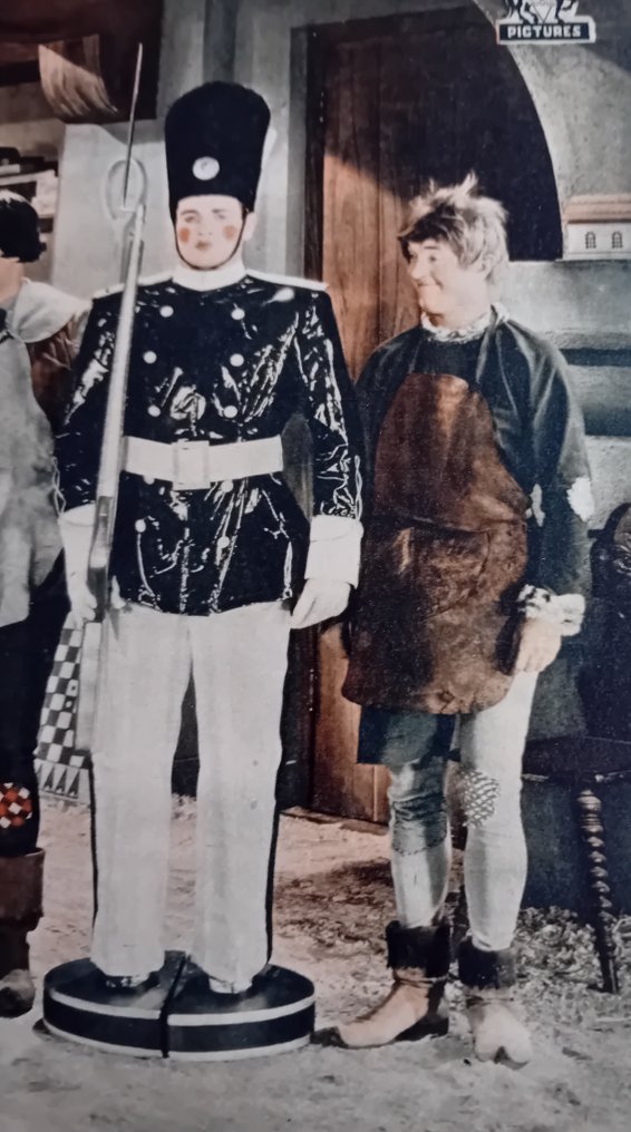 STAN LAUREL & OLIVER HARDY - BABIES IN TOYLAND 1940 original poster #2.1