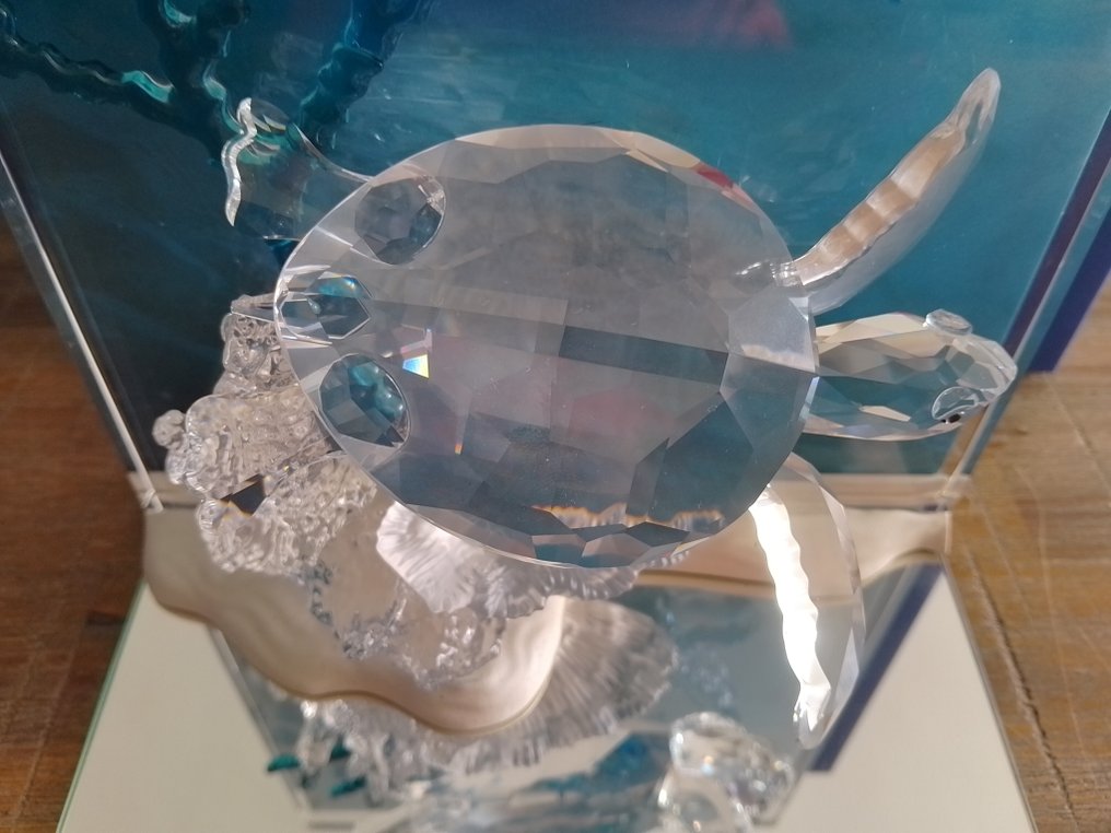 Swarovski - Figurine - SCS - Annual Edition 2006 - Eternity colored edition - 684266 - Boxed - Crystal #4.3