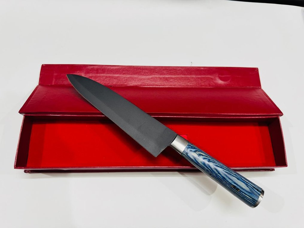Μαχαίρι κουζίνας - Ιαπωνικό μαχαίρι Santuko (092) - Μη σιδηρός, χειρολαβή από εξωτικά ξύλα με κουτί. - Ιαπωνία - Ιαπωνικό μαχαίρι Santuko #1.0